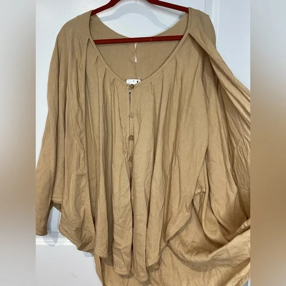 NWT. Free People Est What A Statement Tunic. Size XS. Oversized P2P 20” (fit M) - Picture 9 of 9